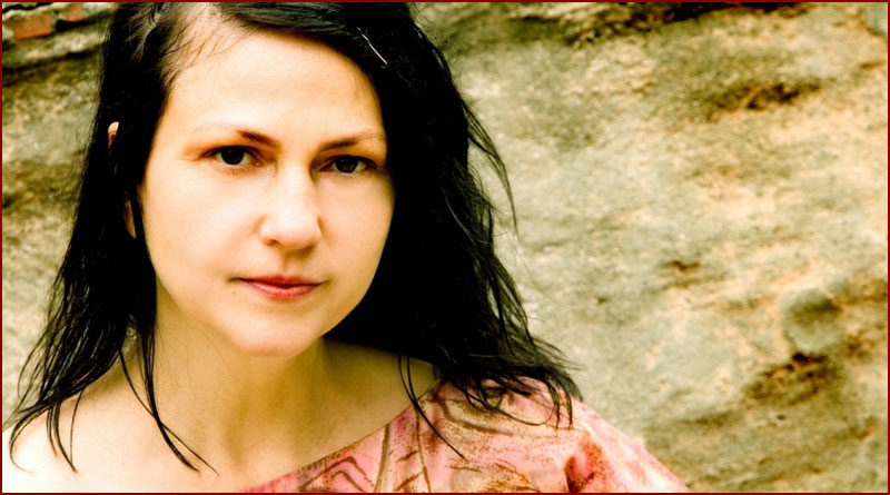 [Lisa Germano] From a shell