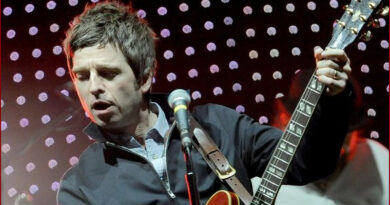 [Noel Gallagher's High Flying Birds] The Dying of the Light