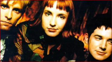 [Sixpence one the richer] Kiss me